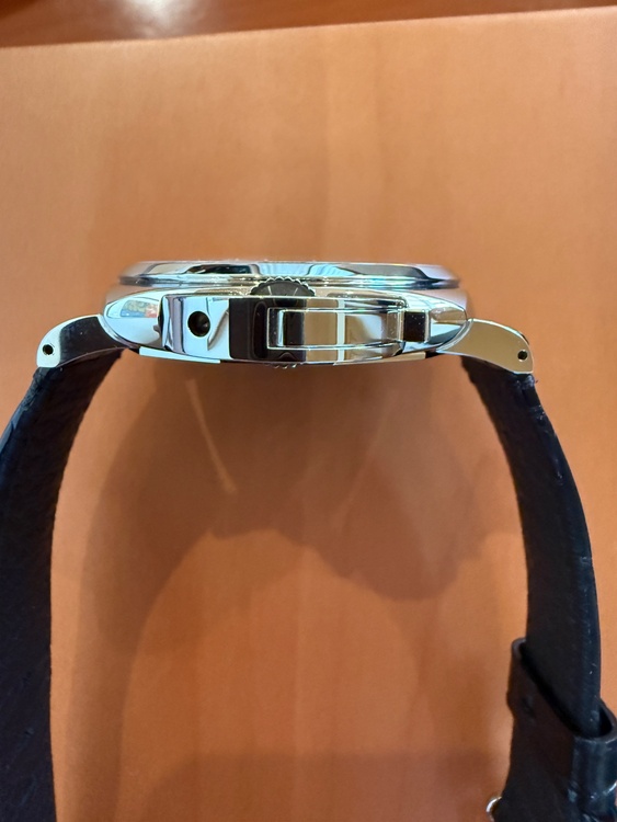 パネライ ルミノール pam0067（高級時計）の商品画像 - 査定依頼日：2026年2月28日 - 最高査定価格：590,000円