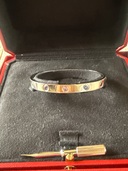 フェンディ  （ブランドバッグ）の商品画像 - 査定依頼日：2025年9月24日 - 最高査定価格：1,000,000円