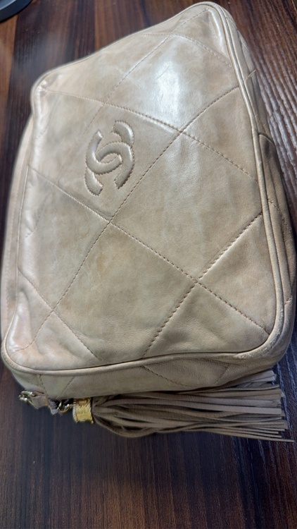 タッセルチェーンショルダー（ブランドバッグ）の商品画像 - 査定依頼日：2026年3月16日 - 最高査定価格：60,000円