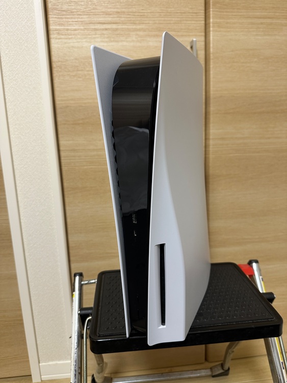 PS5 CFI1000（初期型）（ゲーム機本体・ゲームソフト）の商品画像 - 査定依頼日：2025年8月1日 - 最高査定価格：30,000円