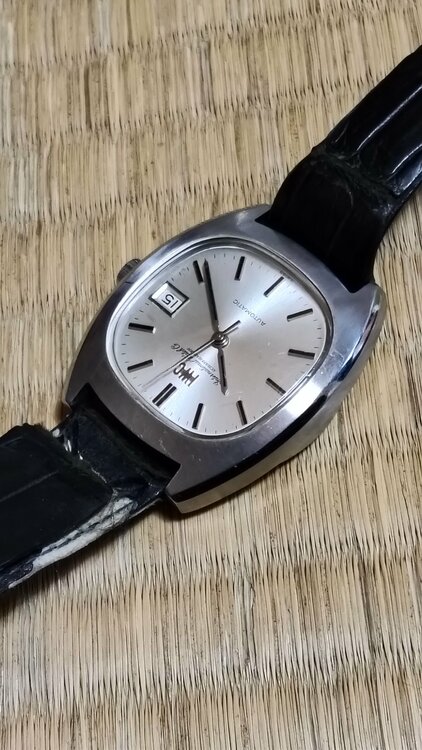 オールドインター（高級時計）の商品画像 - 査定依頼日：2025年12月18日 - 最高査定価格：300,000円