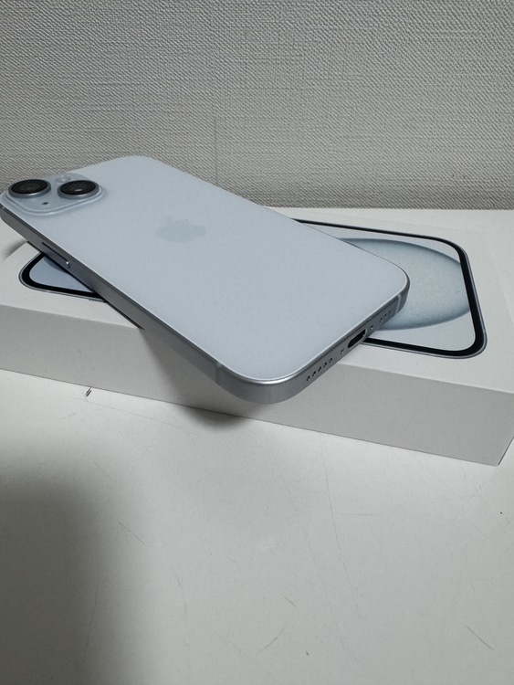 iPhone 15 128GB Softbank（スマホ）の商品画像 - 査定依頼日：2025年12月4日 - 最高査定価格：62,000円