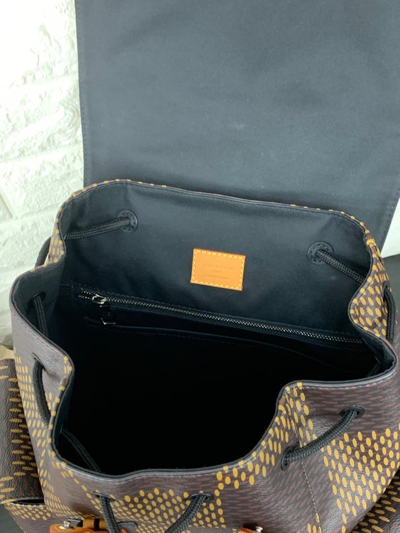 クリストファーPM N40358 ダミエジャイアント モノグラム NIGO バッ（ブランドバッグ）の商品画像 - 査定依頼日：2022年9月12日 - 最高査定価格：272,000円