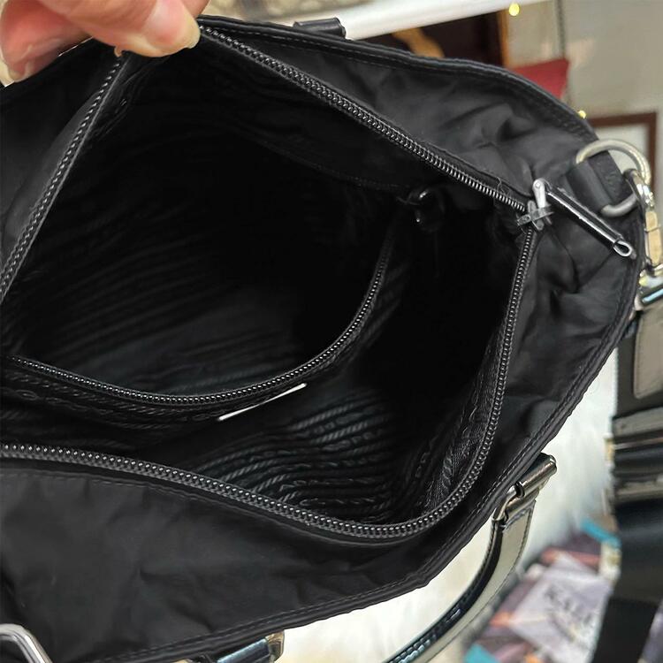 ショルダーバッグ（ブランドバッグ）の商品画像 - 査定依頼日：2026年6月12日 - 最高査定価格：23,000円