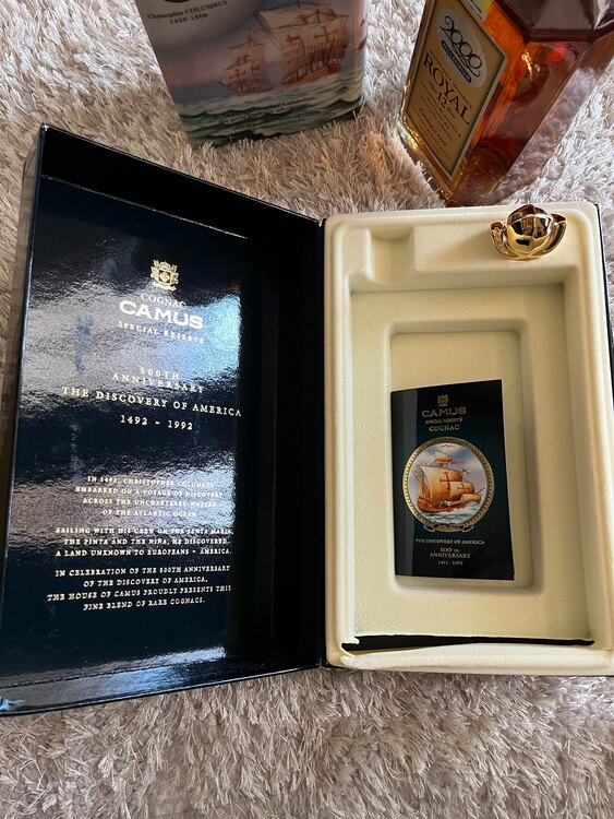 スペシャルリザーブ、ブックタイプ、500周年記念（お酒）の商品画像 - 査定依頼日：2025年3月24日 - 最高査定価格：2,000円