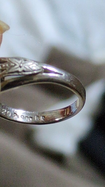 ダイヤリング（金・貴金属）の商品画像 - 査定依頼日：2025年12月19日 - 最高査定価格：200,000円