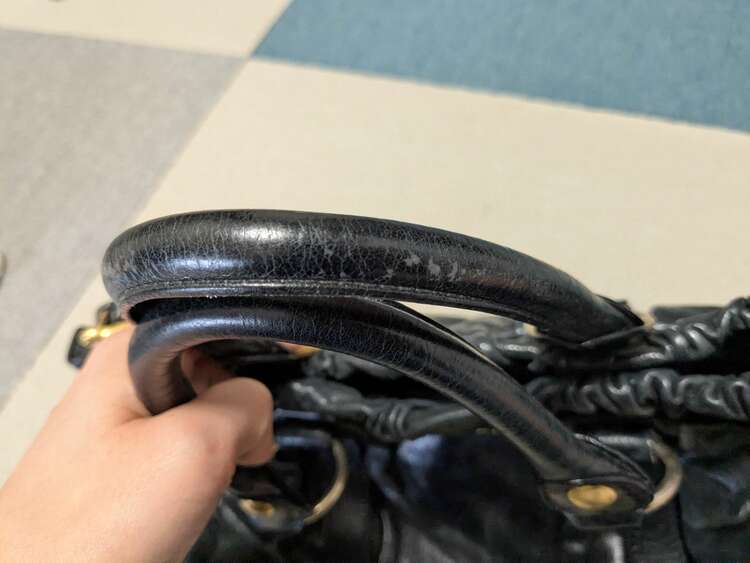 ショルダーバッグ　ヴィッテロ（ブランドバッグ）の商品画像 - 査定依頼日：2025年3月18日 - 最高査定価格：30,000円