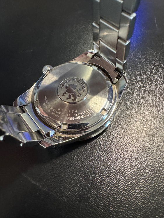 セイコー スプリントドライブ SBGA30（高級時計）の商品画像 - 査定依頼日：2025年7月31日 - 最高査定価格：320,000円