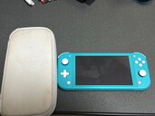 ニンテンドースイッチライト（ゲーム機本体・ゲームソフト）の商品画像 - 査定依頼日：2025年3月29日 - 最高査定価格：9,000円