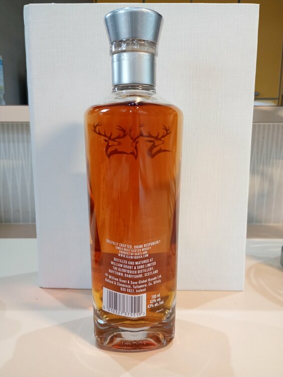 ウイスキー グレンフィディック （お酒）の商品画像 - 査定依頼日：2026年4月8日 - 最高査定価格：90,000円