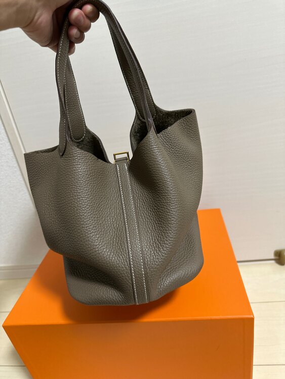 ピコタンロックMM（ブランドバッグ）の商品画像 - 査定依頼日：2025年4月27日 - 最高査定価格：550,000円