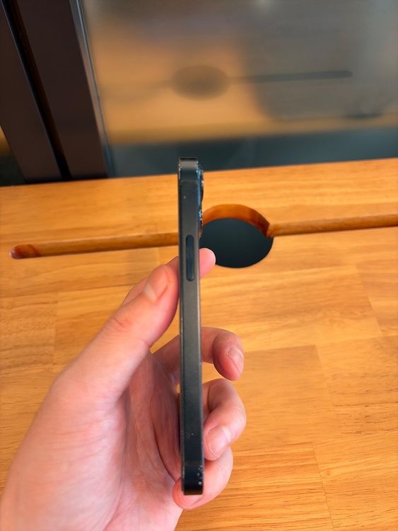 iPhone iPhone 13 mini 512GB SIMフリー（スマホ）の商品画像 - 査定依頼日：2026年6月9日 - 最高査定価格：35,500円