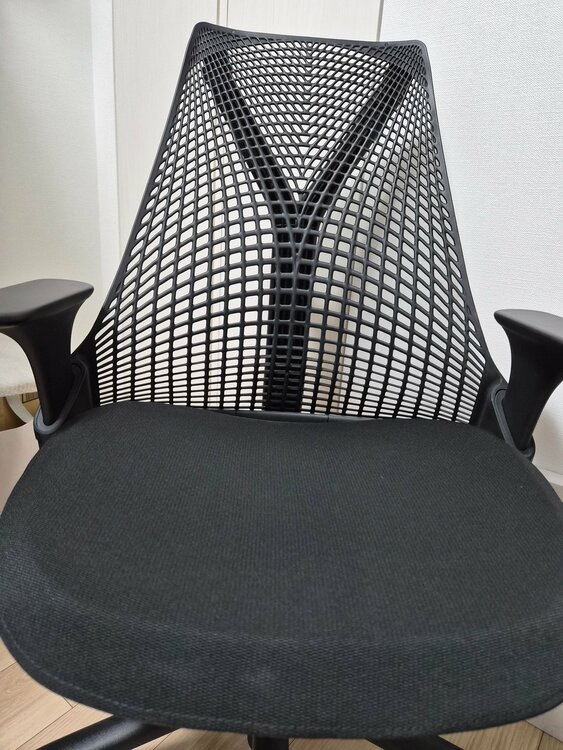 ハーマンミラー セイルチェア（家具・寝具）の商品画像 - 査定依頼日：2026年1月12日 - 最高査定価格：15,500円