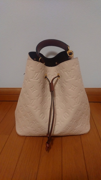 M45307（ブランドバッグ）の商品画像 - 査定依頼日：2020年10月22日 - 最高査定価格：200,000円