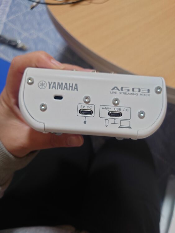 ヤマハ(YAMAHA) ライブストリーミングミキサー 3チャンネル ホワイト A（オーディオ・スピーカー）の商品画像 - 査定依頼日：2025年11月14日 - 最高査定価格：5,000円