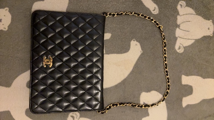 マトラッセ（ブランドバッグ）の商品画像 - 査定依頼日：2025年7月19日 - 最高査定価格：200,000円