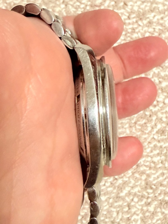 オメガ スピードマスター （高級時計）の商品画像 - 査定依頼日：2025年11月14日 - 最高査定価格：600,000円