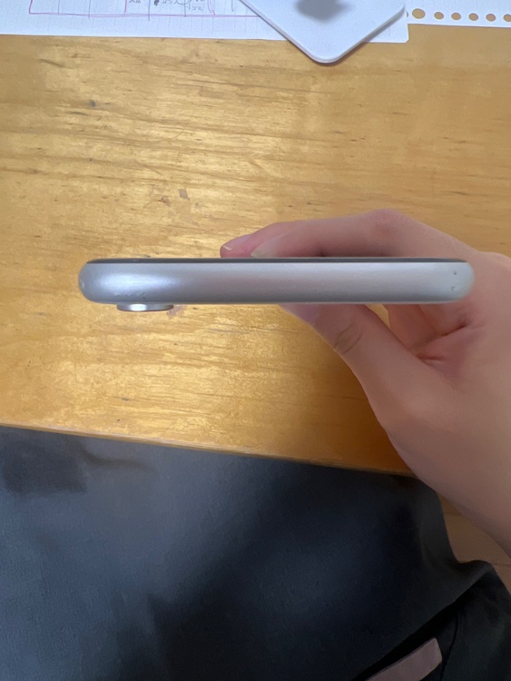 iPhone iPhoneXR 64GB SIMフリー（スマホ）の商品画像 - 査定依頼日：2026年5月30日 - 最高査定価格：15,000円