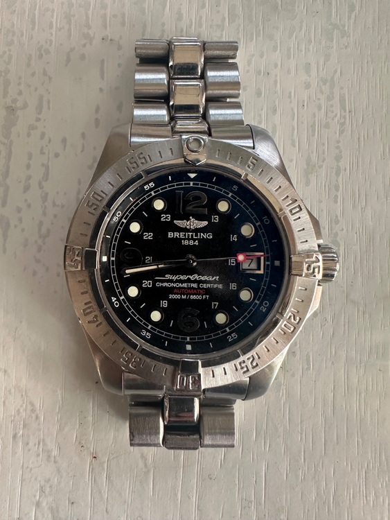ブライトリング スーパーオーシャン （高級時計）の商品画像 - 査定依頼日：2025年9月23日 - 最高査定価格：230,000円