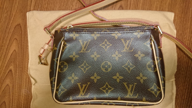 ビバシティPM（ブランドバッグ）の商品画像 - 査定依頼日：2022年5月18日 - 最高査定価格：88,000円