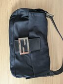 フェンディ  （ブランドバッグ）の商品画像 - 査定依頼日：2026年5月19日 - 最高査定価格：70,000円