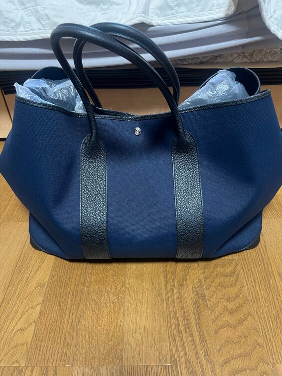 ガーデンパーティーGM（ブランドバッグ）の商品画像 - 査定依頼日：2025年2月11日 - 最高査定価格：350,000円