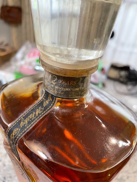 サントリーCREST12YEARS（お酒）の商品画像 - 査定依頼日：2026年2月6日 - 最高査定価格：2,000円