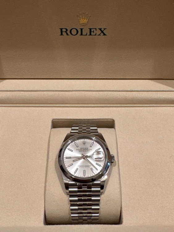 ロレックス デイトジャスト 126000（高級時計）の商品画像 - 査定依頼日：2026年3月23日 - 最高査定価格：1,520,000円