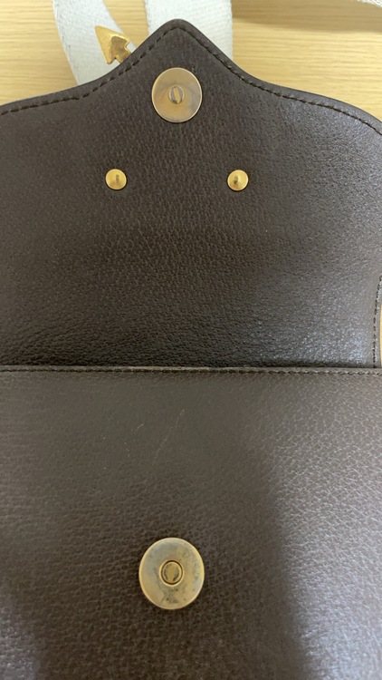 500756 CWGET 2594（ブランドバッグ）の商品画像 - 査定依頼日：2022年8月1日 - 最高査定価格：50,000円