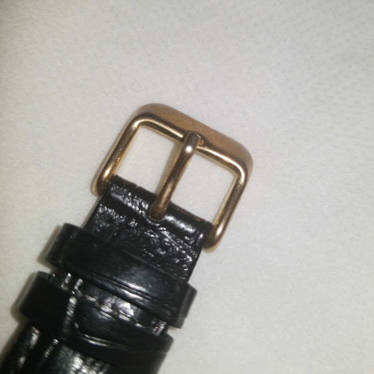 カルティエ タンク 9 090223（高級時計）の商品画像 - 査定依頼日：2025年10月15日 - 最高査定価格：250,000円