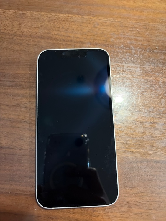 iPhone iPhone 14 512GB SIMフリー（スマホ）の商品画像 - 査定依頼日：2026年7月18日 - 最高査定価格：65,000円