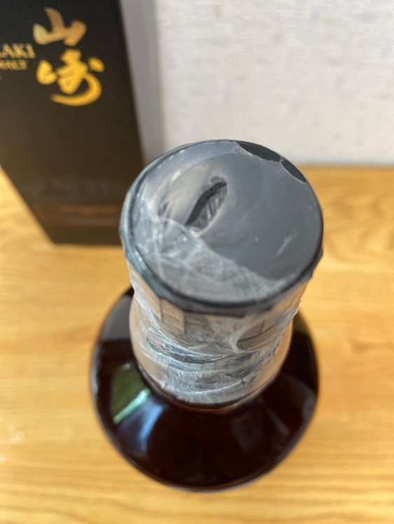 サントリーシングルモルトウイスキー山崎リミテッドエディション2015（お酒）の商品画像 - 査定依頼日：2025年8月19日 - 最高査定価格：55,100円