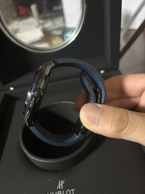 ウブロ クラシックフュージョン （高級時計）の商品画像 - 査定依頼日：2025年10月14日 - 最高査定価格：600,000円