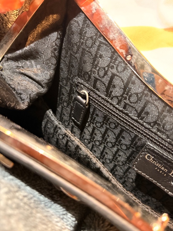 11-MA-0063（ブランドバッグ）の商品画像 - 査定依頼日：2026年8月14日 - 最高査定価格：400,000円