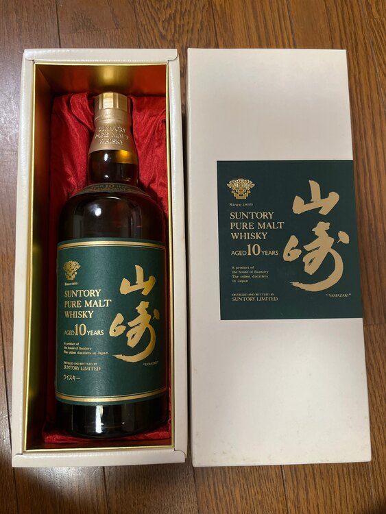 ウイスキー サントリー山崎 （お酒）の商品画像 - 査定依頼日：2025年3月22日 - 最高査定価格：40,000円