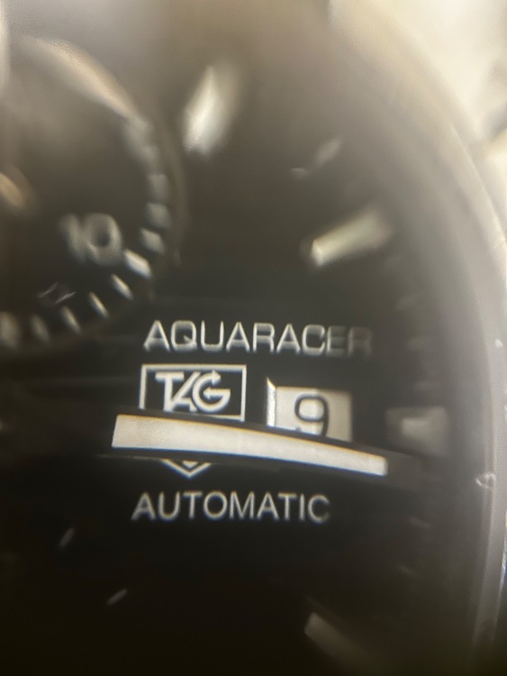 タグホイヤー アクアレーサー cap211（高級時計）の商品画像 - 査定依頼日：2025年6月9日 - 最高査定価格：1,400,000円