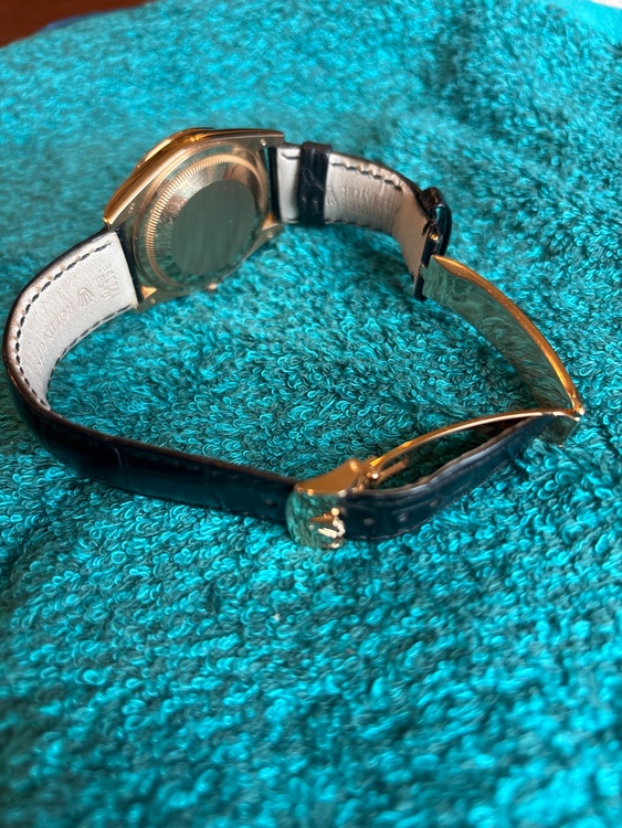 ロレックス デイデイト 11813（高級時計）の商品画像 - 査定依頼日：2026年3月31日 - 最高査定価格：4,000,000円