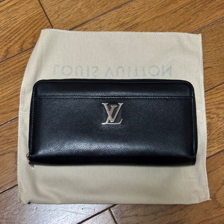 ジッピーロックミー長財布（ブランド財布・小物）の商品画像 - 査定依頼日：2026年2月16日 - 最高査定価格：15,000円