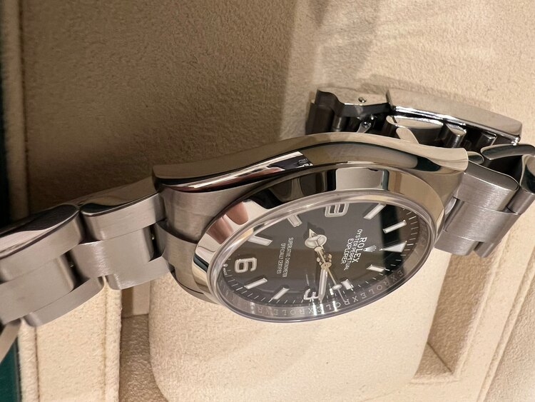 ロレックス エクスプローラー 12427（高級時計）の商品画像 - 査定依頼日：2025年5月29日 - 最高査定価格：1,110,000円