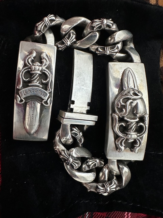 ダブルID ブレスレット クラシック（古着・ファッション）の商品画像 - 査定依頼日：2025年10月16日 - 最高査定価格：100,000円