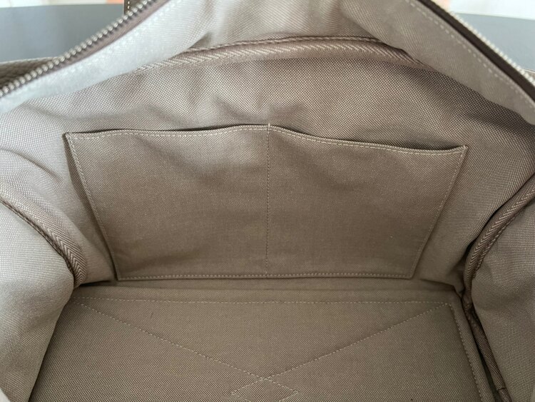 エルメス ヴィクトリア （ブランドバッグ）の商品画像 - 査定依頼日：2025年5月11日 - 最高査定価格：450,000円