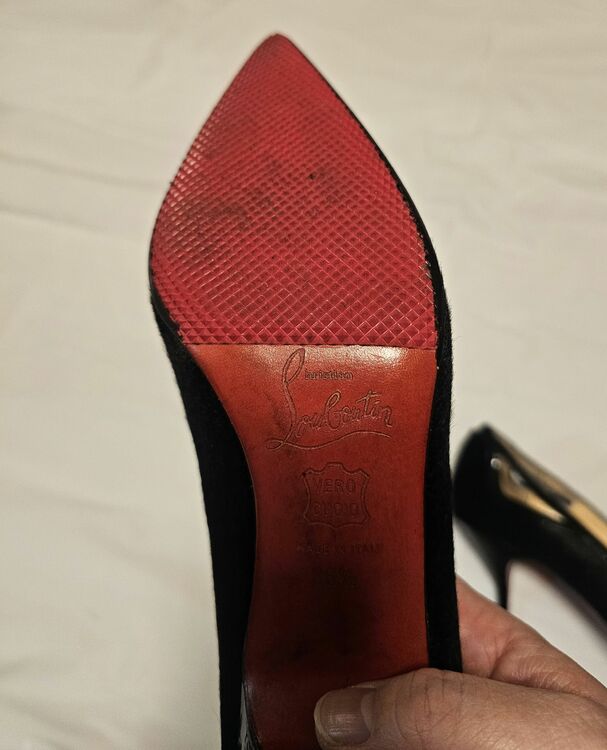 クリスチャンルブタン ハラコパンプス（古着・ファッション）の商品画像 - 査定依頼日：2025年11月22日 - 最高査定価格：100,000円