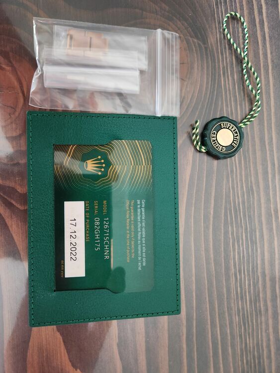 126715CHNR（高級時計）の商品画像 - 査定依頼日：2025年7月1日 - 最高査定価格：5,500,000円