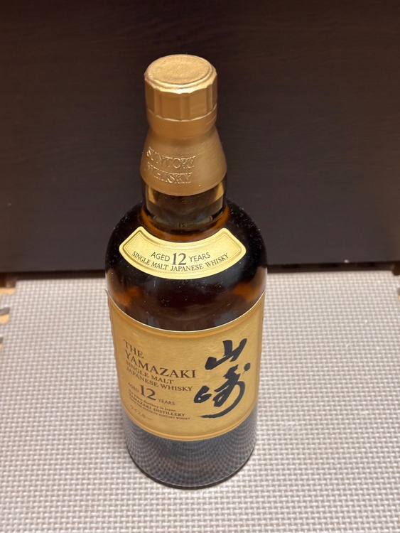 ウイスキー サントリー山崎 （お酒）の商品画像 - 査定依頼日：2026年4月7日 - 最高査定価格：19,500円