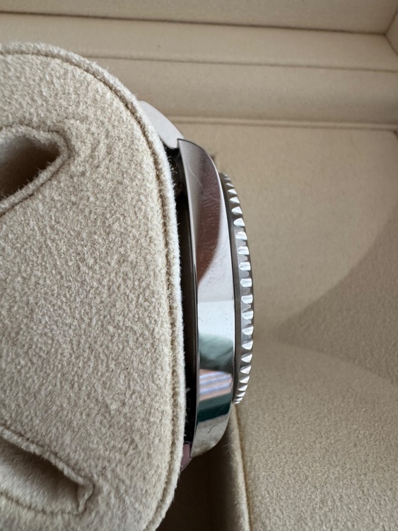 サブマリーナデイト（高級時計）の商品画像 - 査定依頼日：2025年8月25日 - 最高査定価格：100,000円