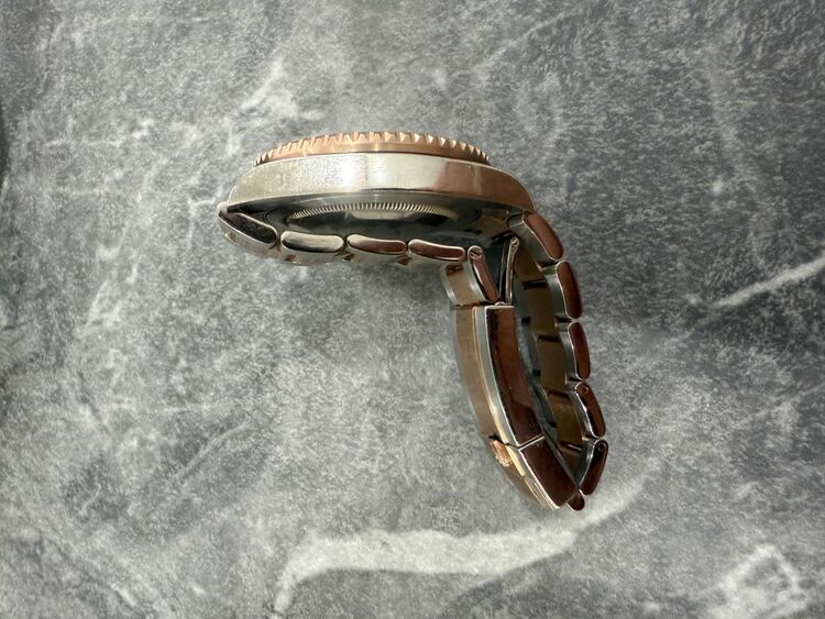 ロレックス GMTマスター （高級時計）の商品画像 - 査定依頼日：2025年7月1日 - 最高査定価格：2,700,000円