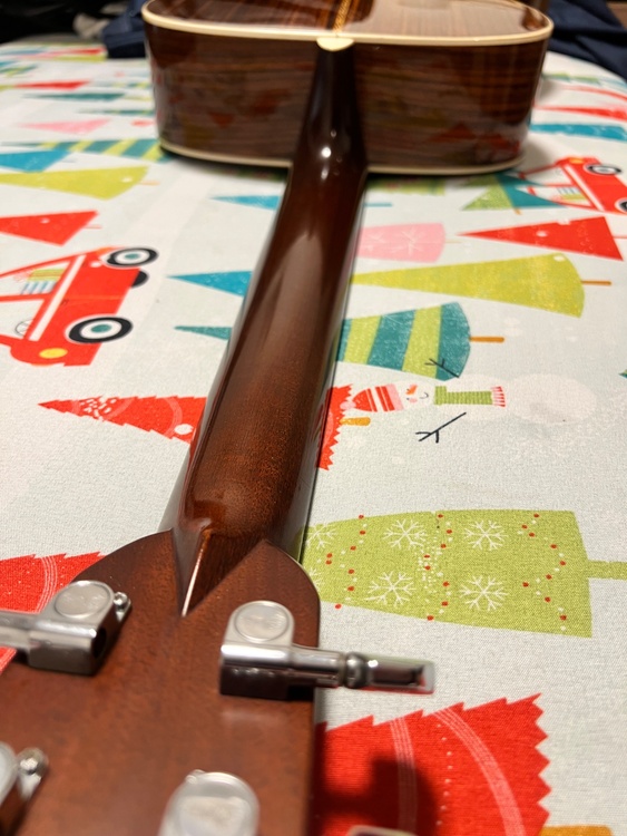 マーチン 000-28 1989/ 484191（ピアノ・楽器・PA機材）の商品画像 - 査定依頼日：2026年4月24日 - 最高査定価格：100,000円