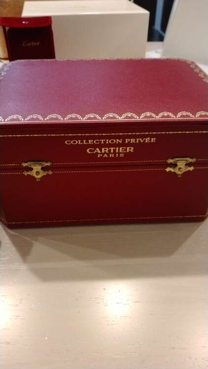 カルティエ タンク MG24850（高級時計）の商品画像 - 査定依頼日：2024年12月9日 - 最高査定価格：400,000円