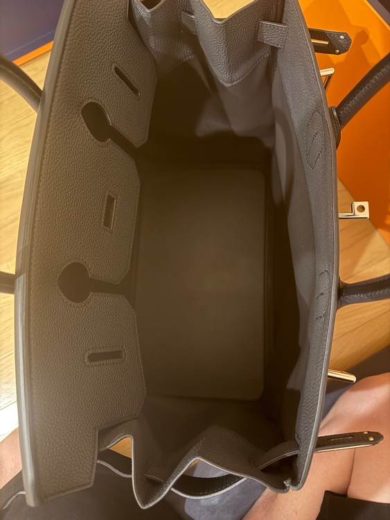 エルメス エルメス(その他) （ブランドバッグ）の商品画像 - 査定依頼日：2025年11月26日 - 最高査定価格：2,000,000円