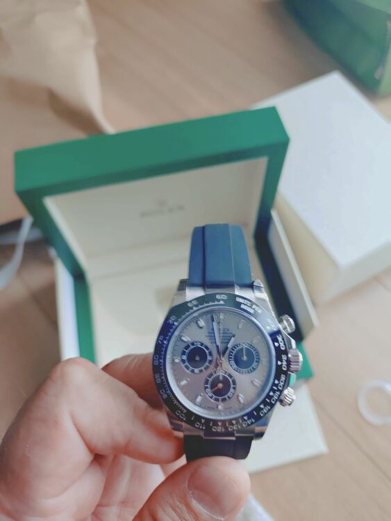 ロレックス デイトナ D39V479（高級時計）の商品画像 - 査定依頼日：2025年6月9日 - 最高査定価格：5,800,000円